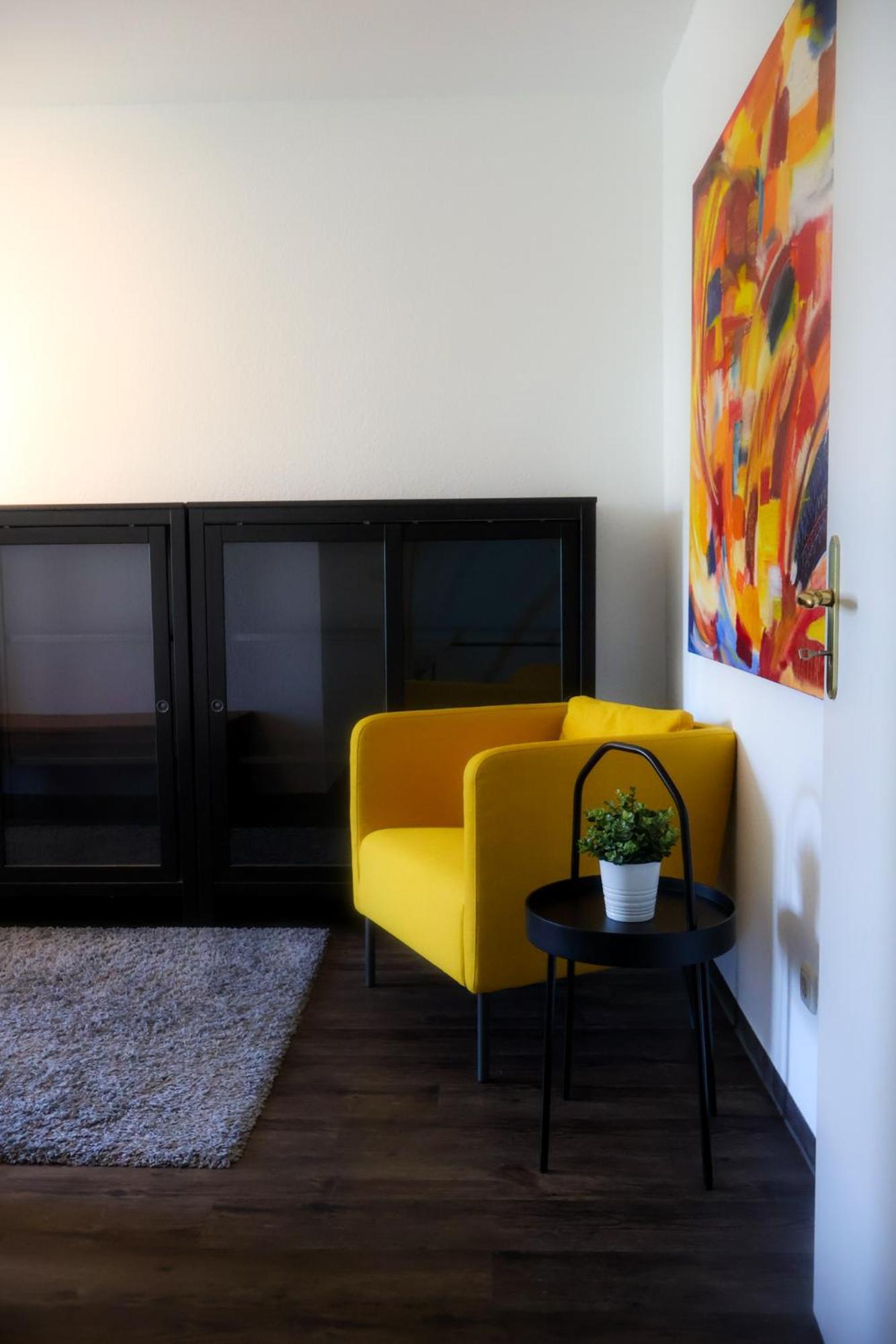 Alexxanders Apartments & Studios Chemnitz Oda fotoğraf