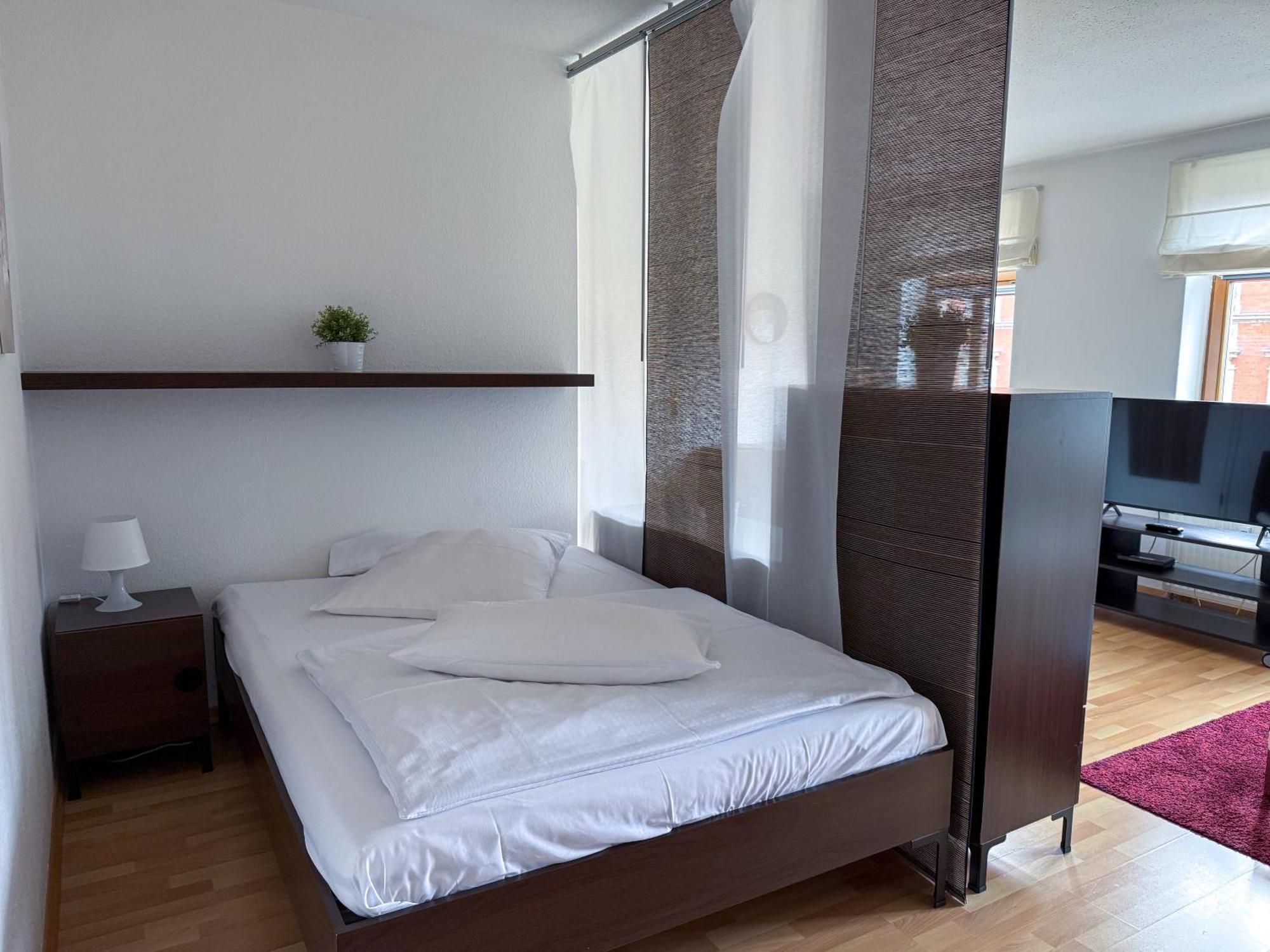 Alexxanders Apartments & Studios Chemnitz Oda fotoğraf