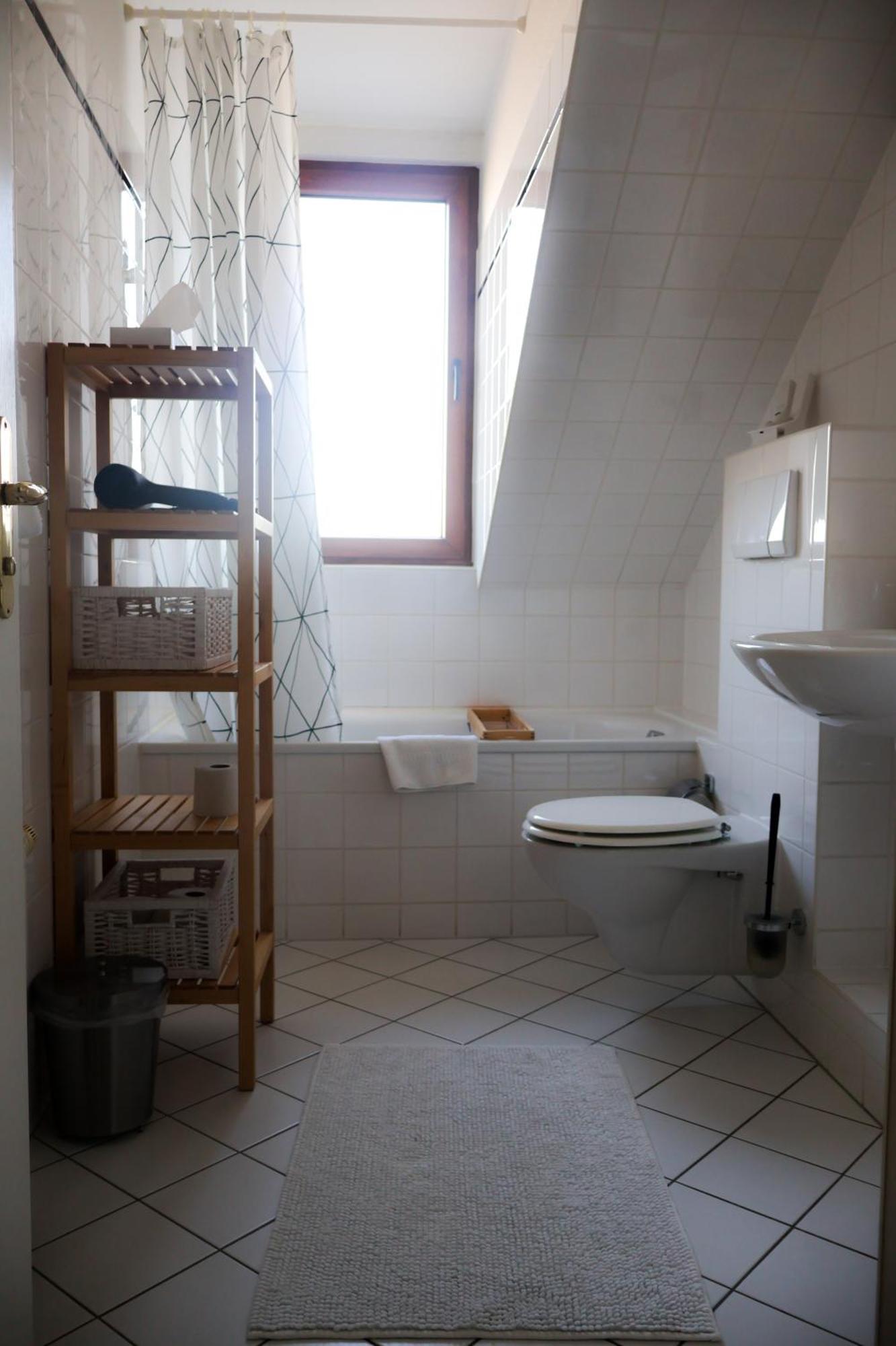 Alexxanders Apartments & Studios Chemnitz Oda fotoğraf